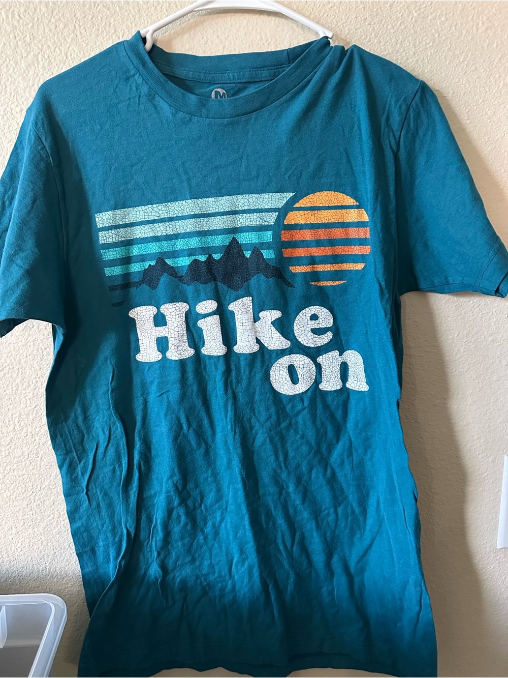 Merrell Men's Teal 'Hike On' Graphic Tee with Sunset Stripe size M/ NWOT1493